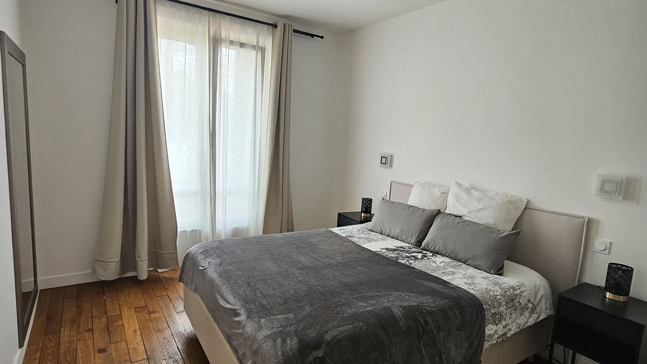 Photo of Bedroom in Enghien-les-Bains