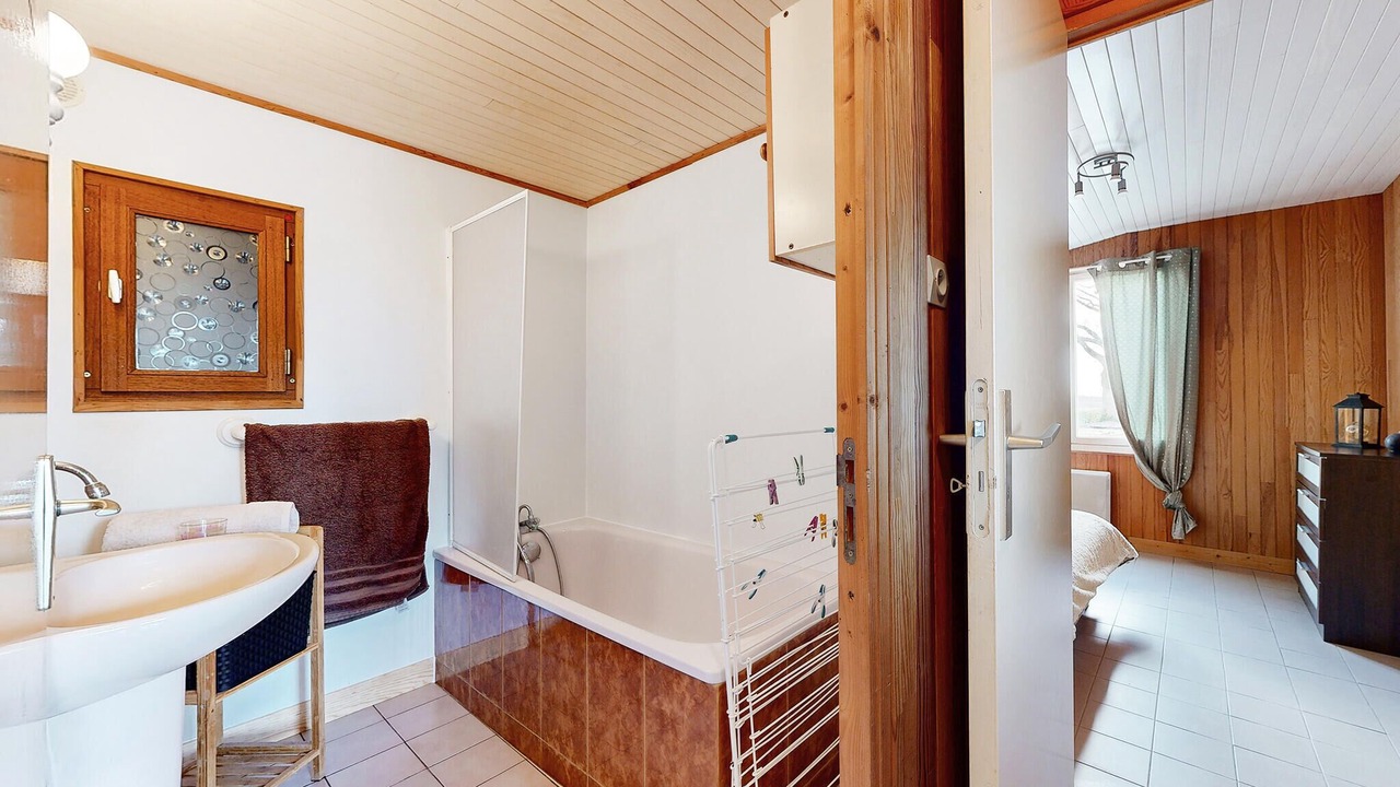 Photo of Bathroom in La Bazouge-de-Chemere