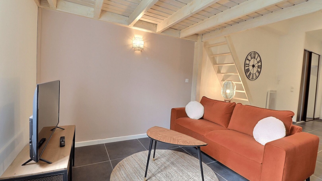 Photo of Livingroom in La Chapelle-Saint-Luc