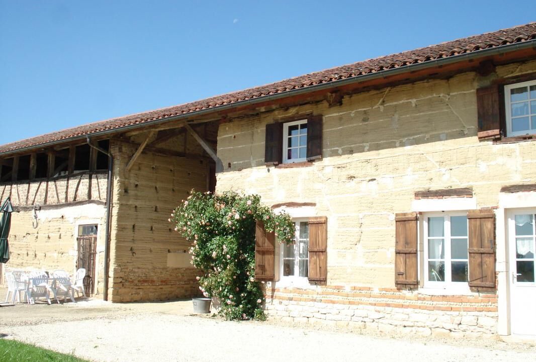 Photo of Outdoor in Saint-Julien-sur-Reyssouze
