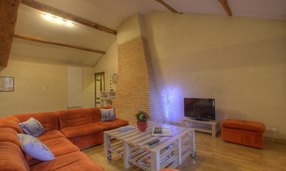 Photo of Livingroom in Saint-Julien-sur-Reyssouze