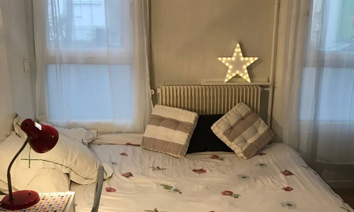 Photo of Bedroom in Issy-les-Moulineaux