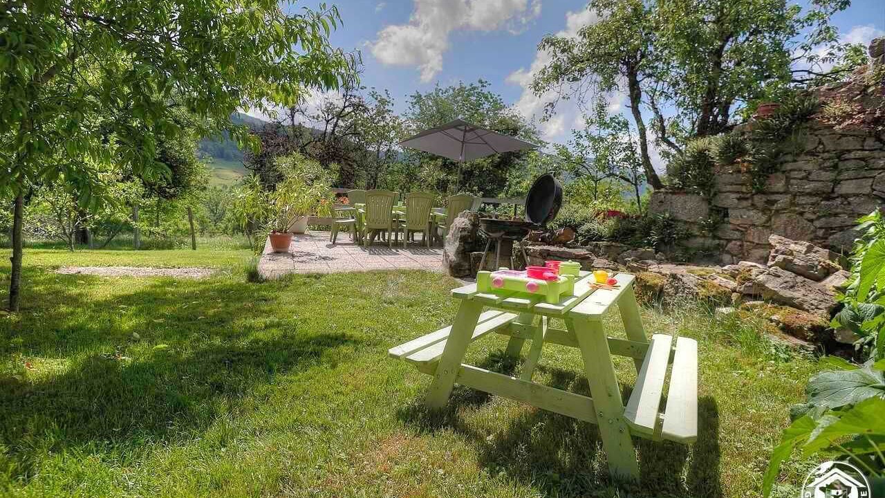 Photo of Outdoor in Boyeux-Saint-Jerome