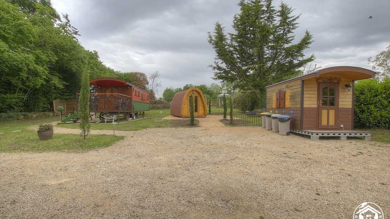 Photo of Outdoor in Bage-la-Ville