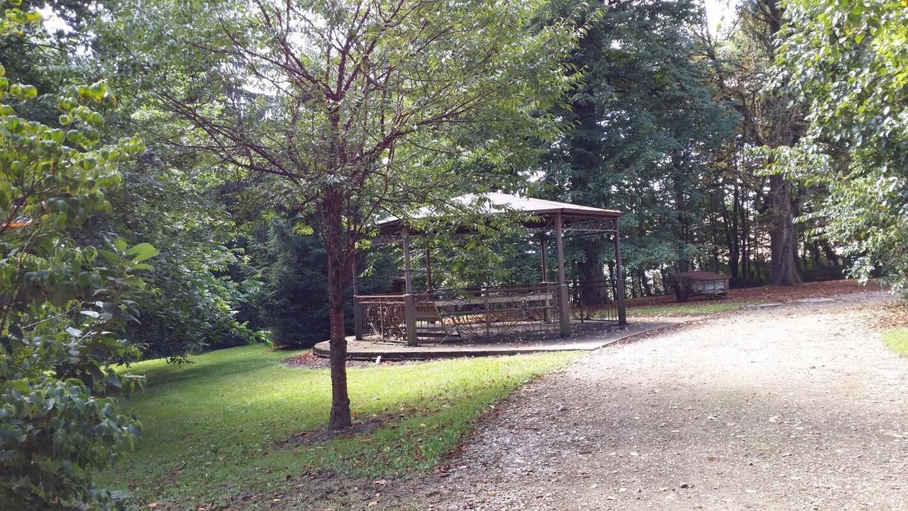 Photo of Outdoor in Bage-la-Ville