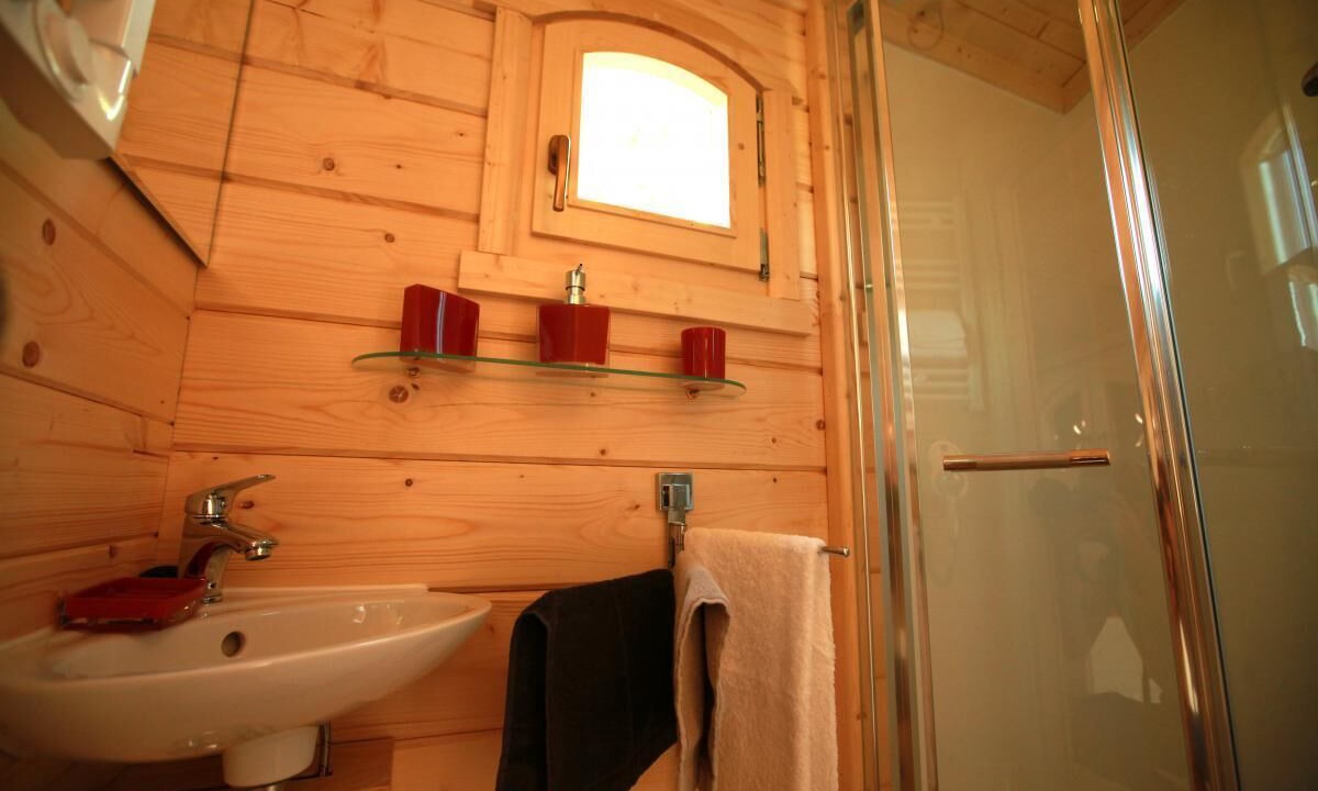 Photo of Bathroom in Bage-la-Ville
