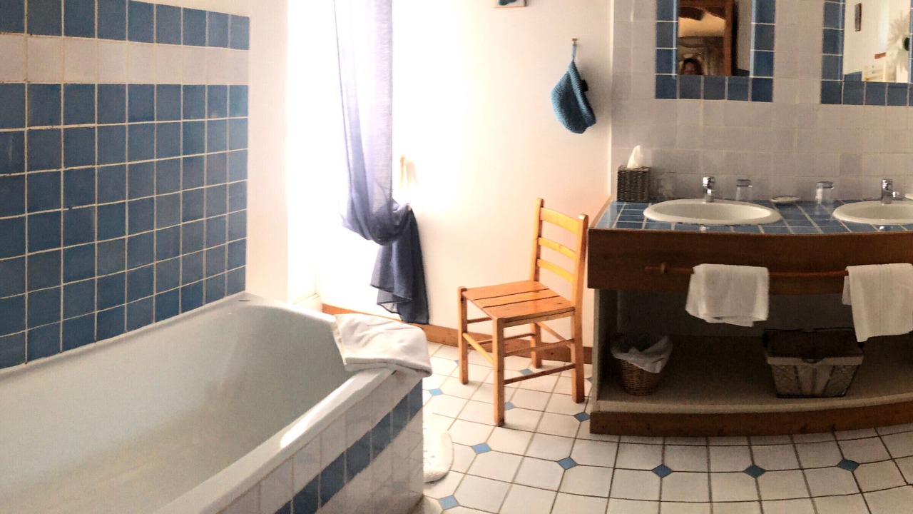 Photo of Bathroom in Solesmes