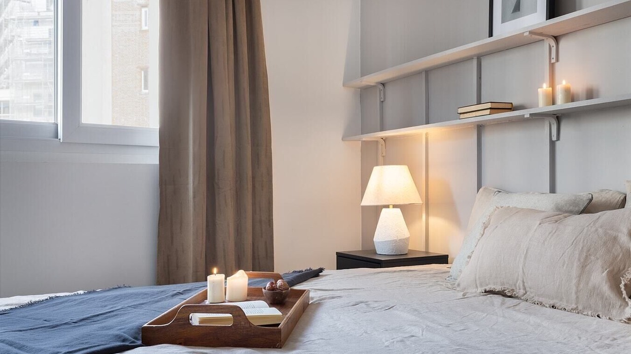 Photo of Bedroom in Republique–Point-du-Jour