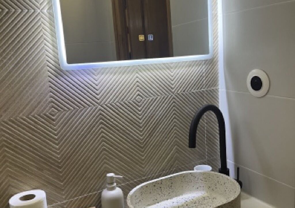 Photo of Bathroom in Issy-les-Moulineaux