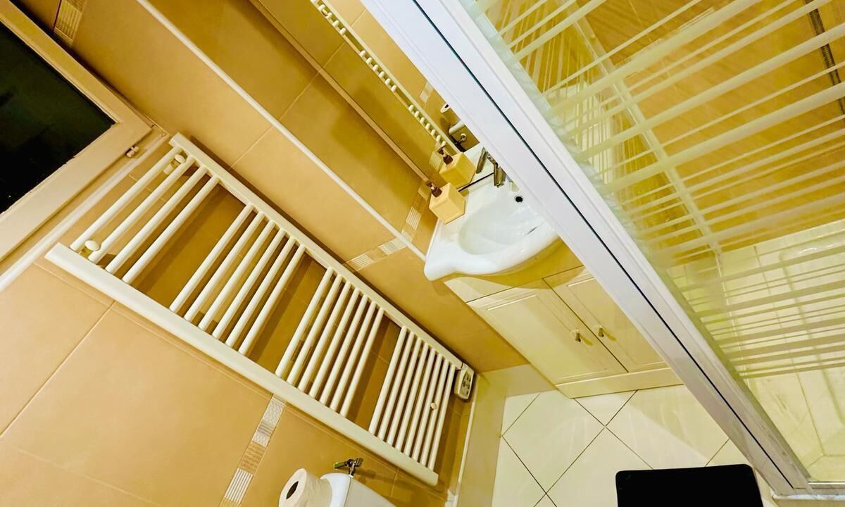 Photo of Bathroom in Conflans-Sainte-Honorine