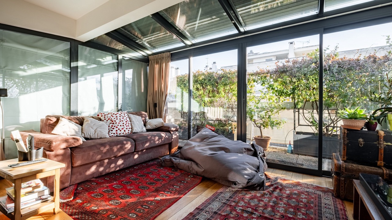 Photo of Livingroom in Saint-Lambert