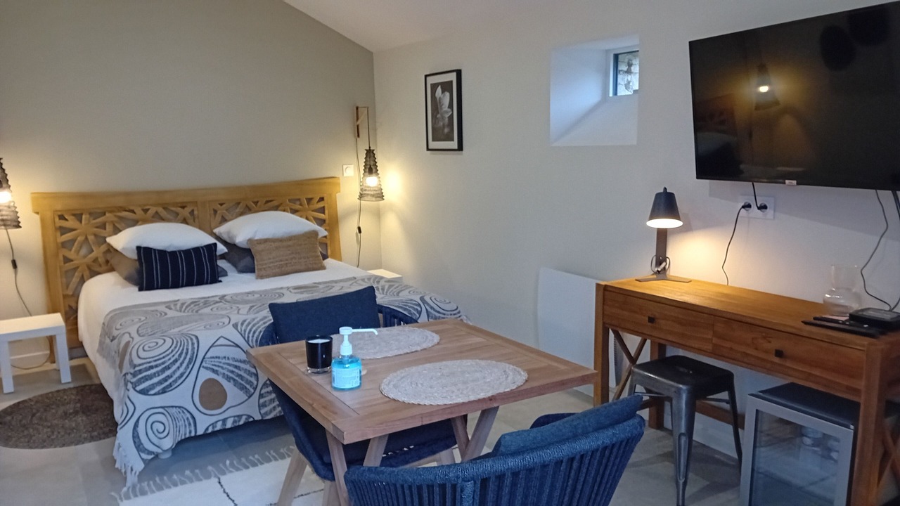 Photo of Bedroom in Herouvillette