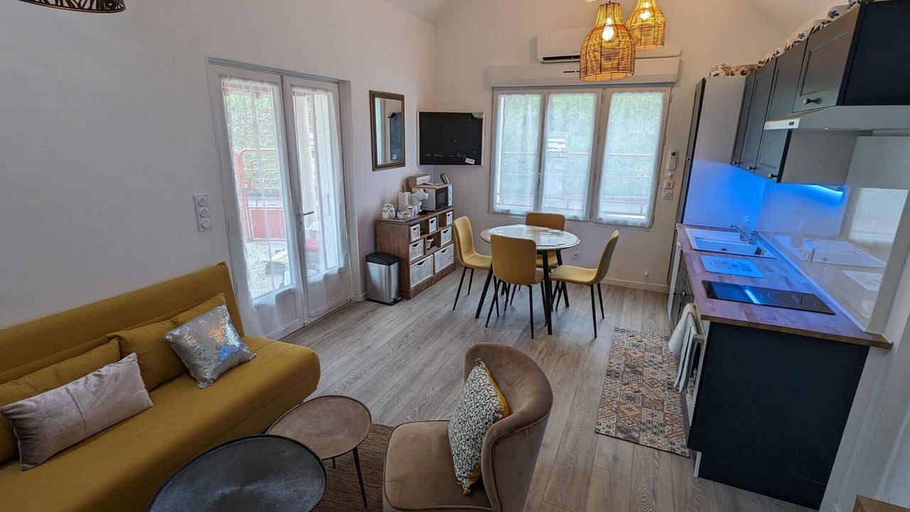 Photo of Livingroom in Montargis