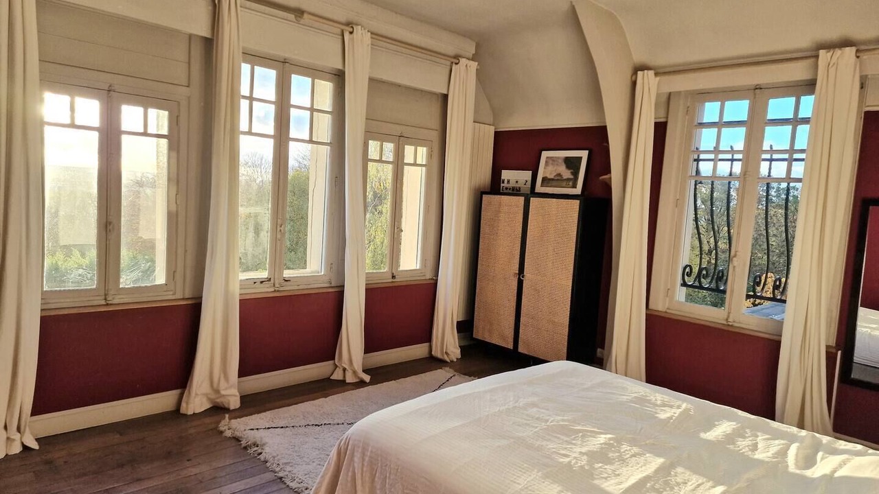 Photo of Bedroom in Saint-Prix