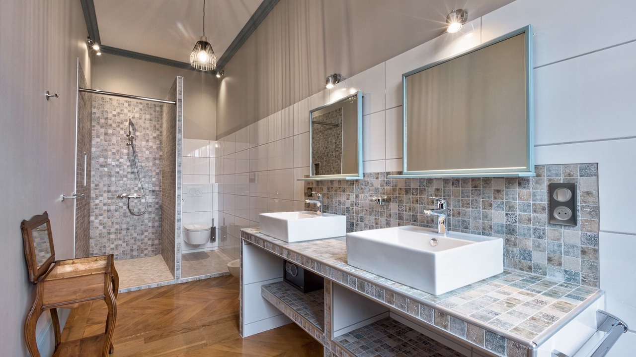 Photo of Bathroom in Cuisery