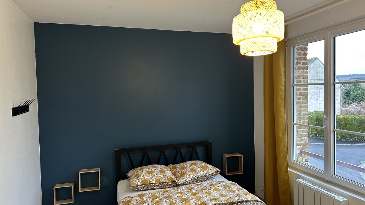 Photo of Bedroom in Saint-Pierre-les-Elbeuf