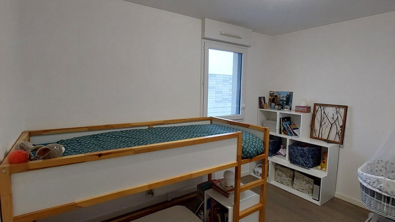 Photo of Bedroom in Saint-Ouen