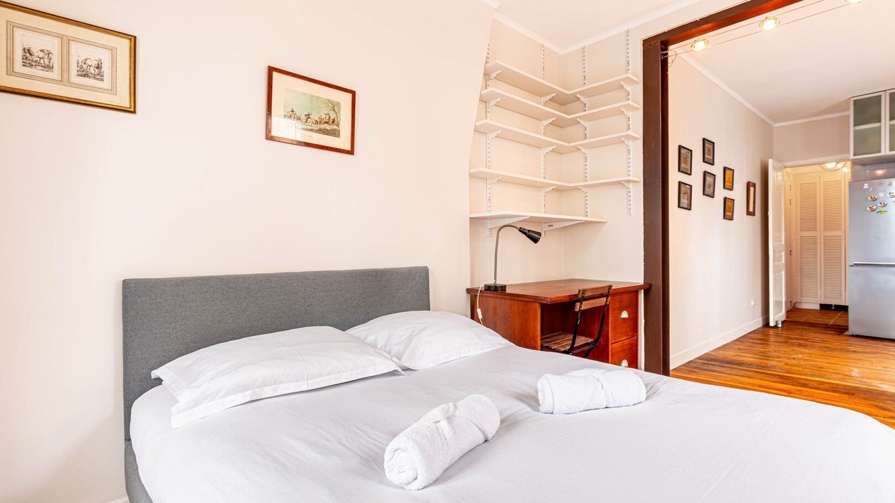 Photo of Bedroom in Saint-Lambert