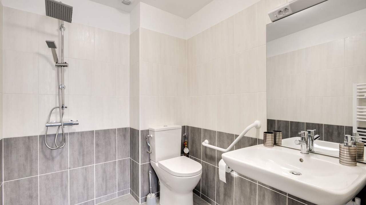 Photo of Bathroom in Bagnolet