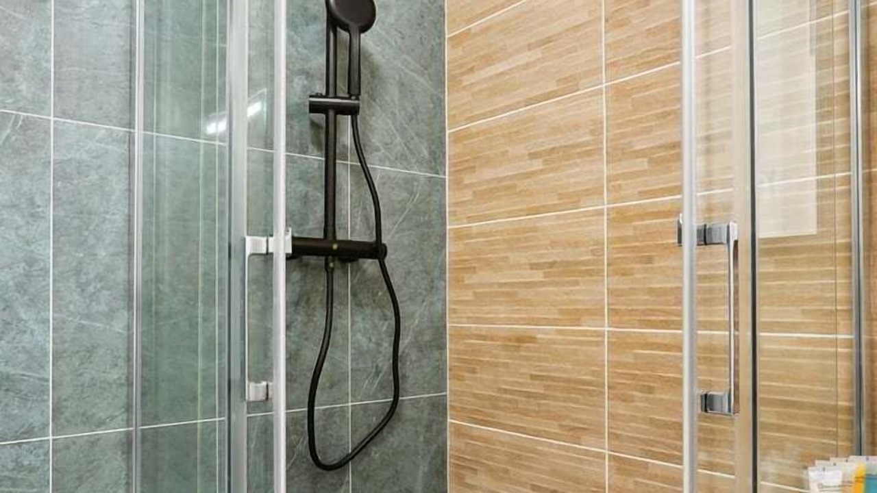 Photo of Bathroom in Bagnolet