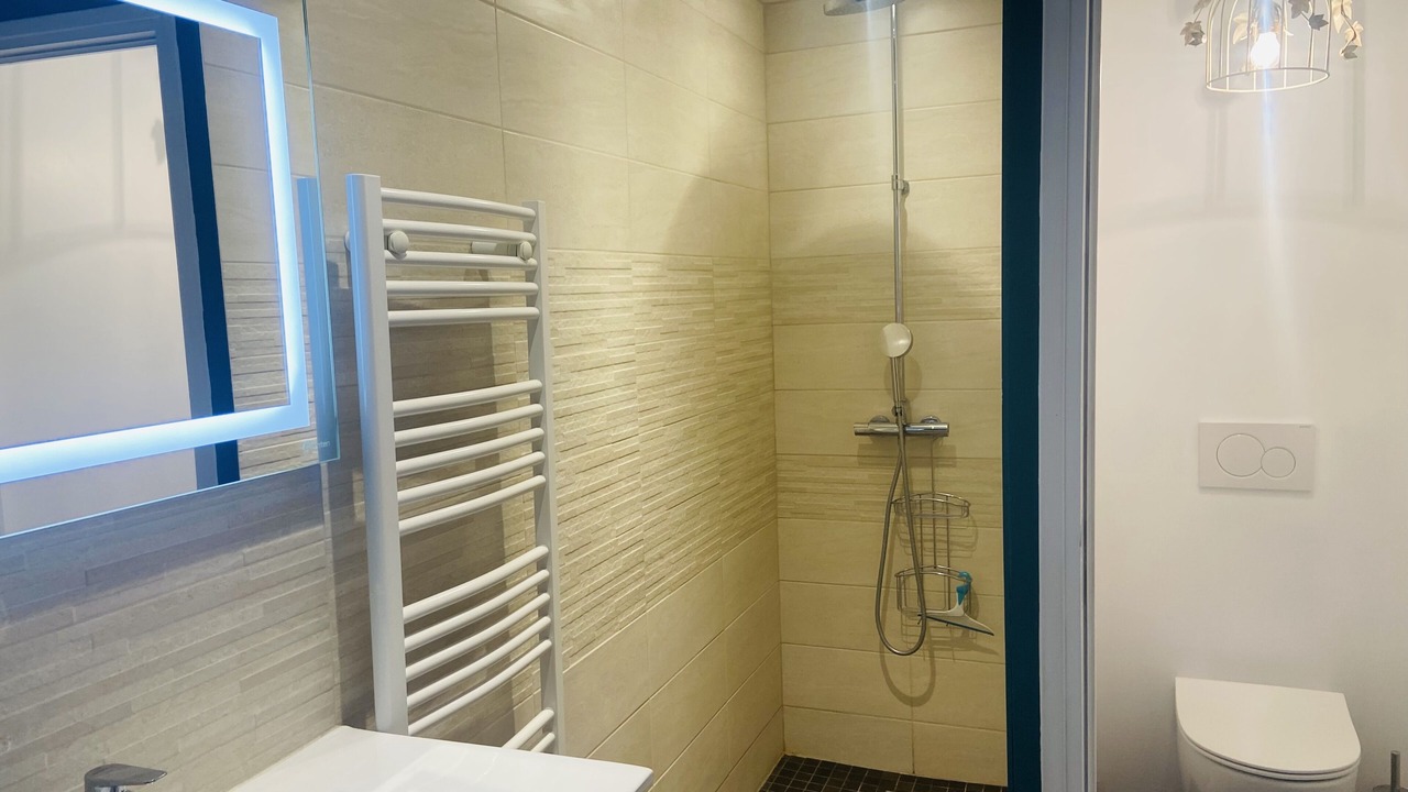 Photo of Bathroom in Villerville