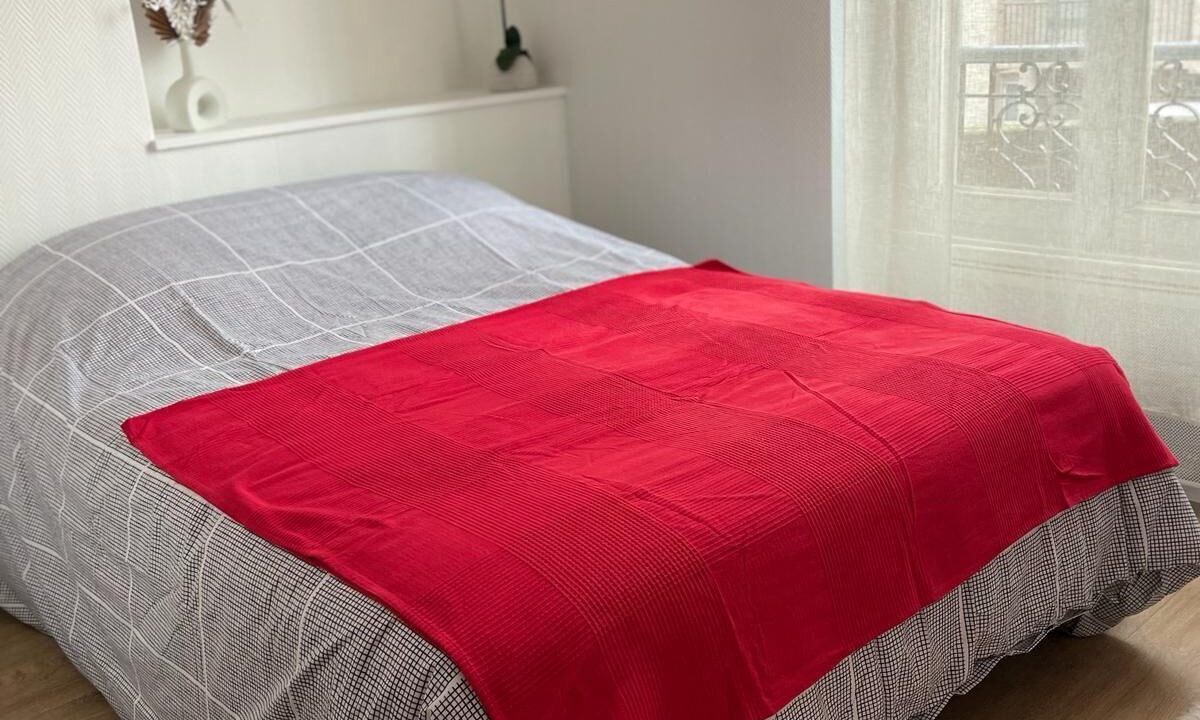 Photo of Bedroom in Le Bourget