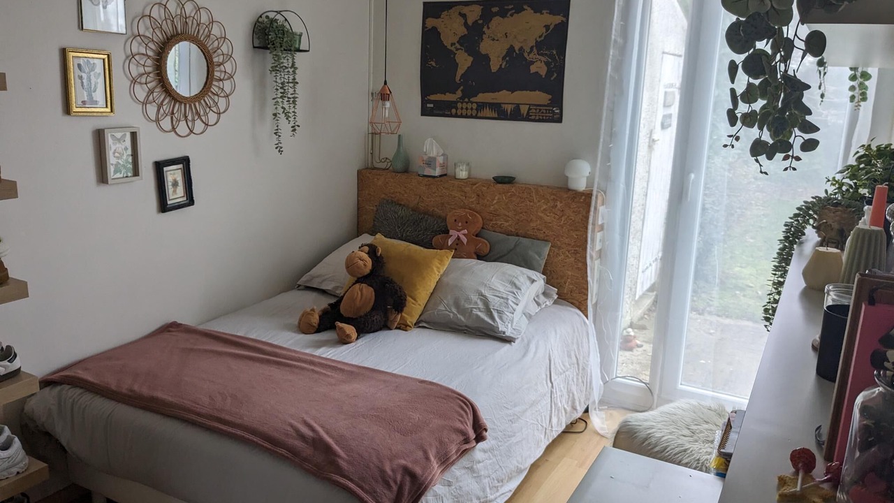 Photo of Bedroom in Elancourt