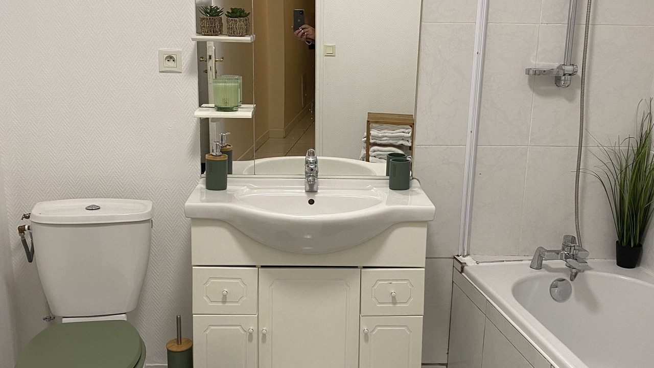 Photo of Bathroom in Troyes