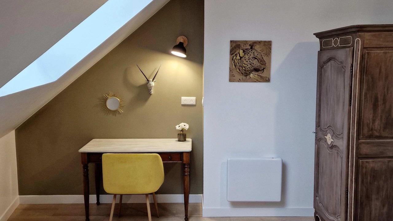 Photo of Bedroom in Laon
