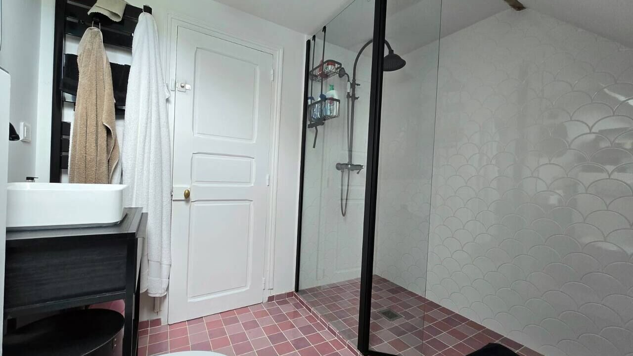 Photo of Bathroom in St-Christophe-sur-Avre