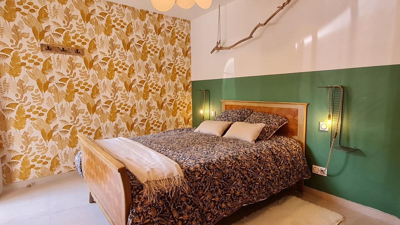 Photo of Bedroom in Ormes-et-Ville
