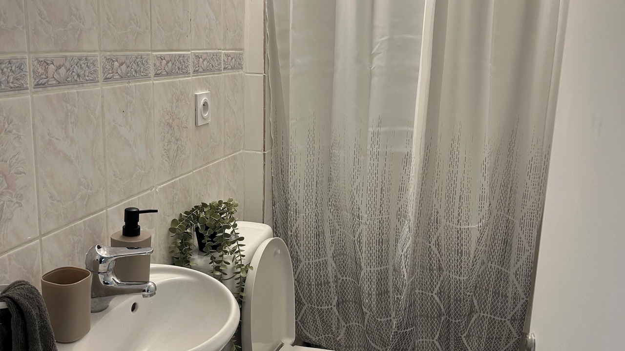 Photo of Bathroom in Arnouville