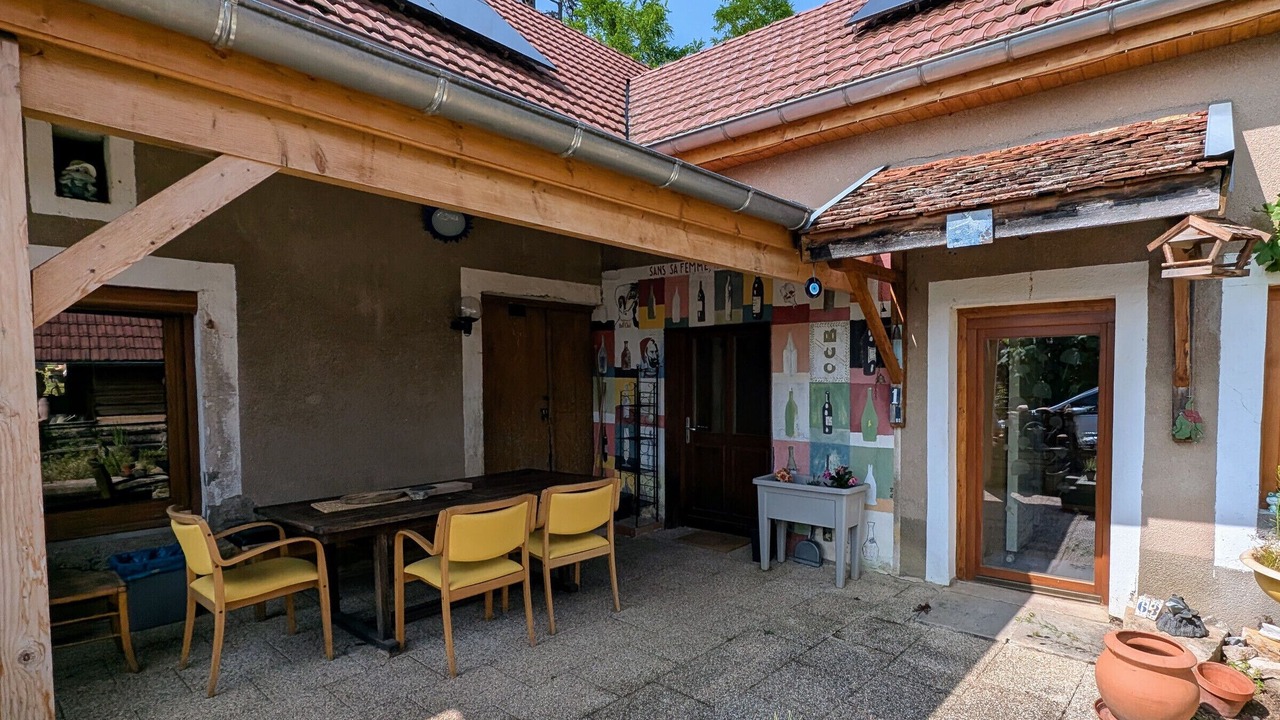 Photo of Outdoor in Coulevon