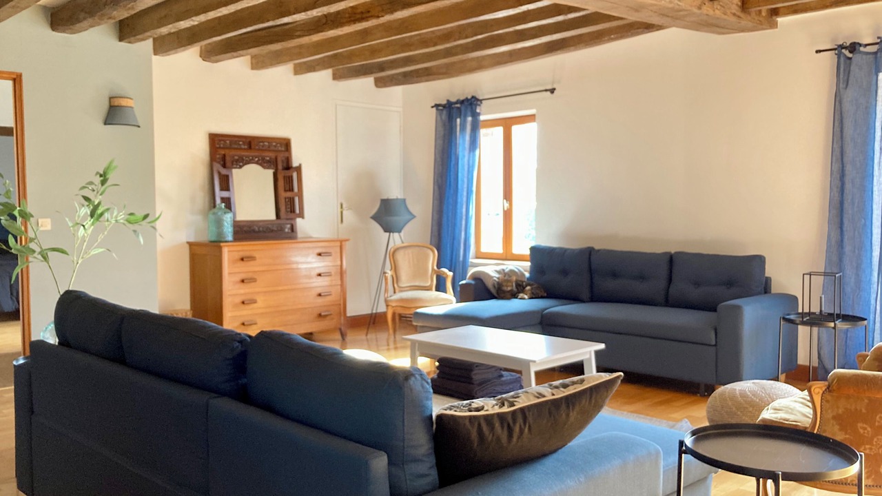 Photo of Livingroom in Chevannes
