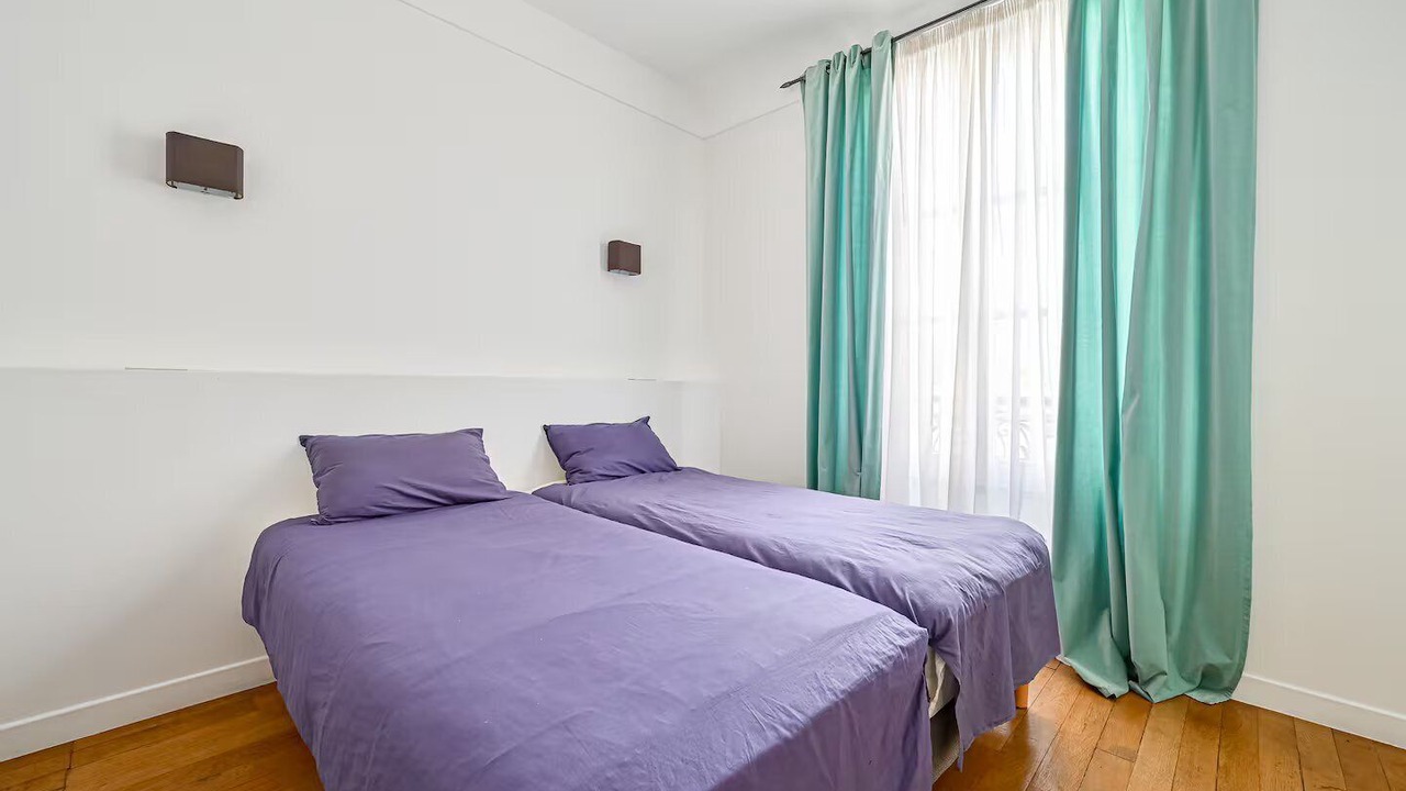 Photo of Bedroom in Levallois-Perret