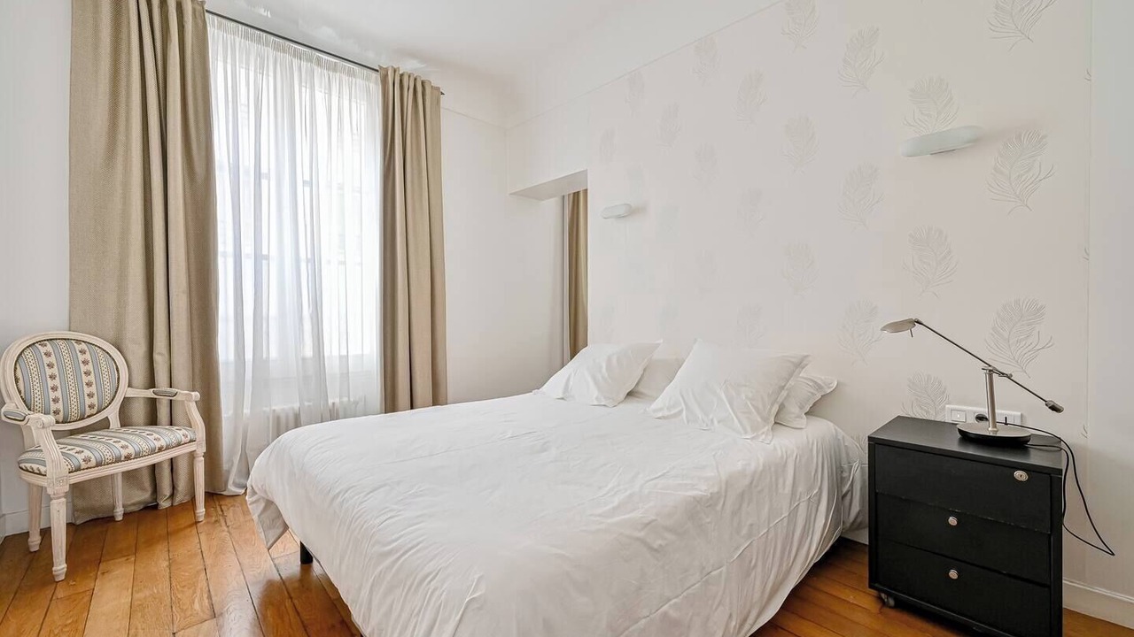 Photo of Bedroom in Levallois-Perret