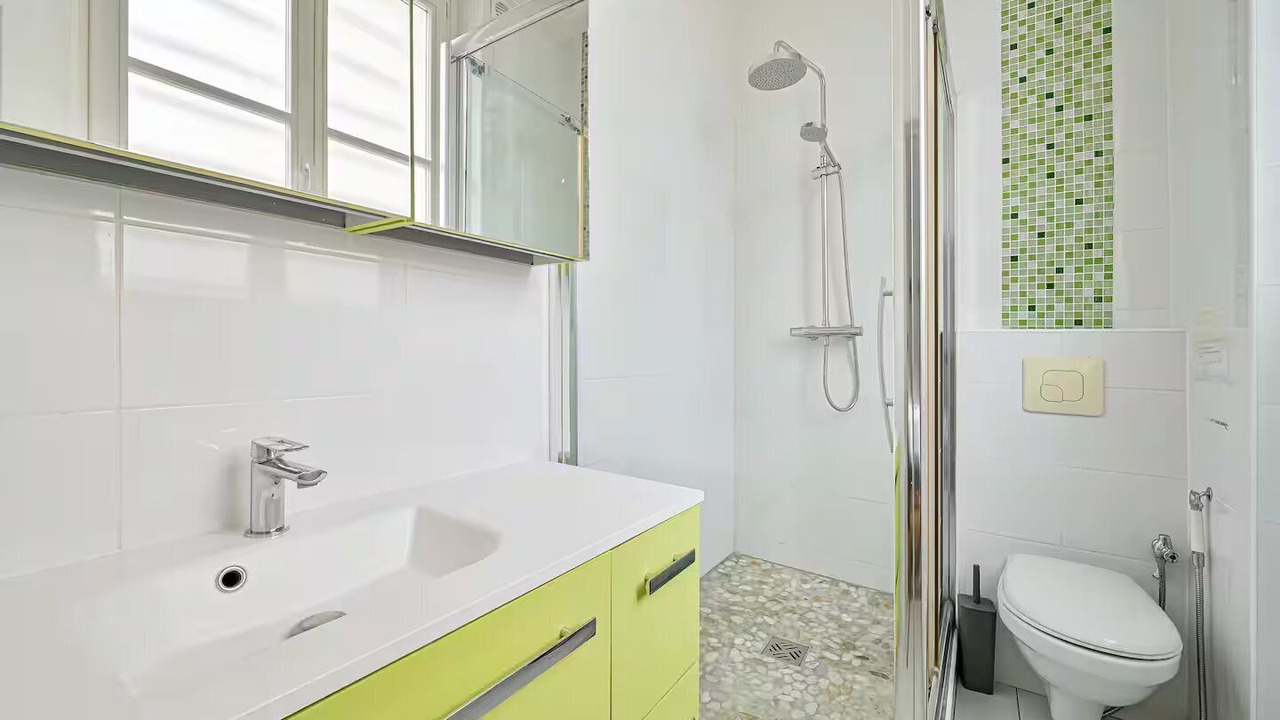 Photo of Bathroom in Levallois-Perret