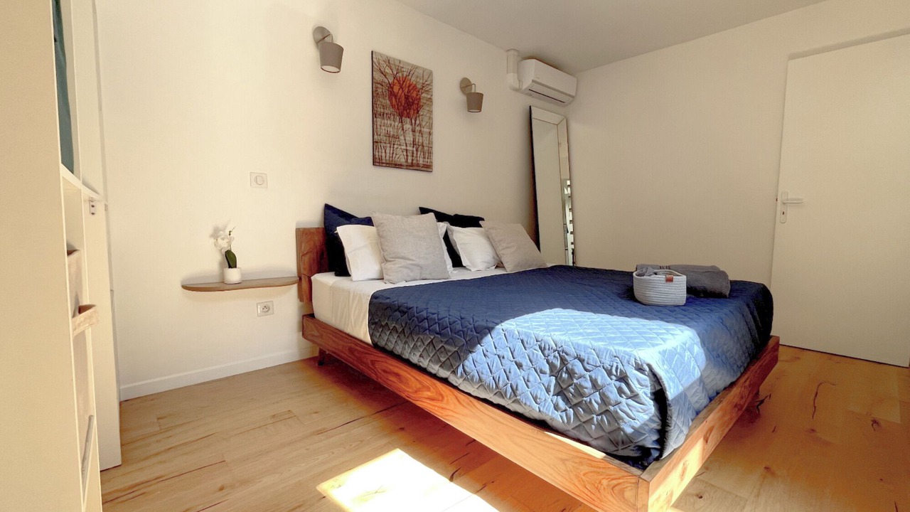 Photo of Bedroom in Rueil-Malmaison
