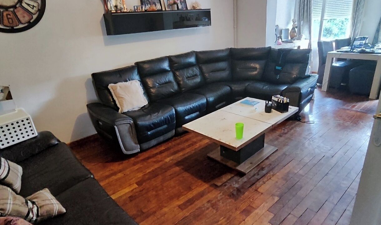 Photo of Livingroom in Livry-Gargan