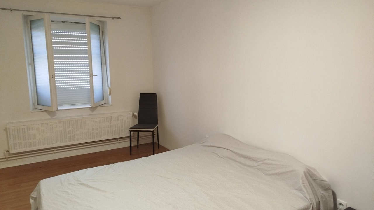 Photo of Bedroom in La Neuville-a-Maire
