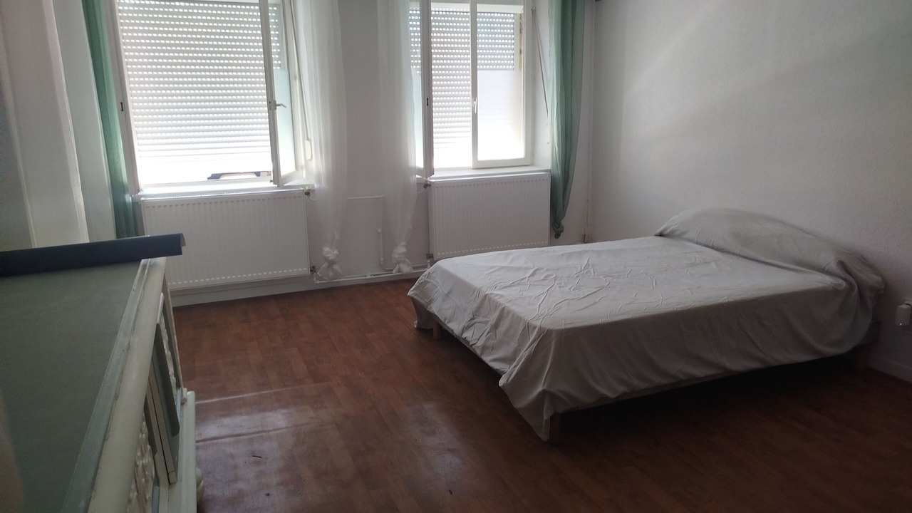 Photo of Bedroom in La Neuville-a-Maire