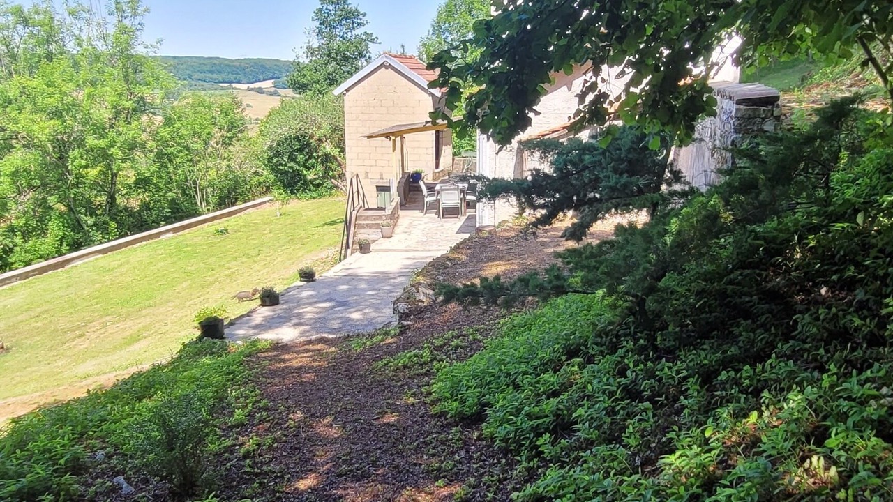 Photo of Outdoor in Boux-sous-Salmaise