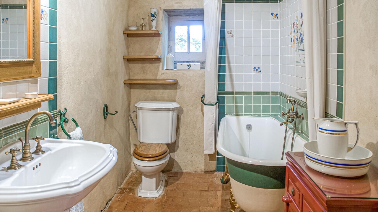 Photo of Bathroom in Guerigny