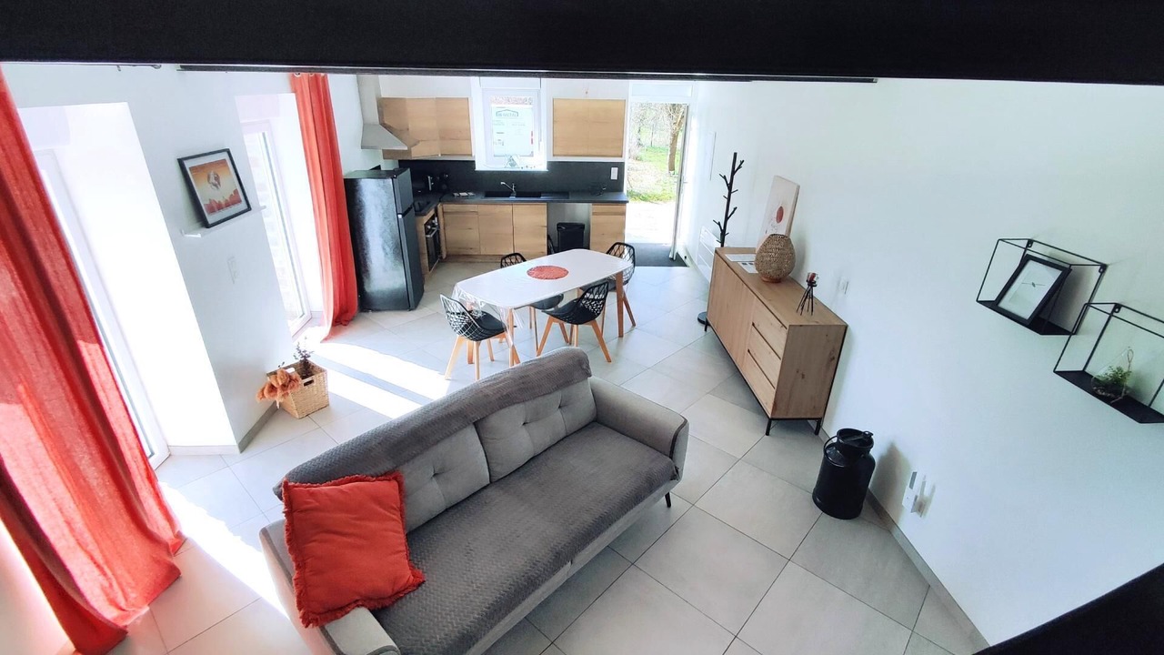 Photo of Livingroom in Damouzy