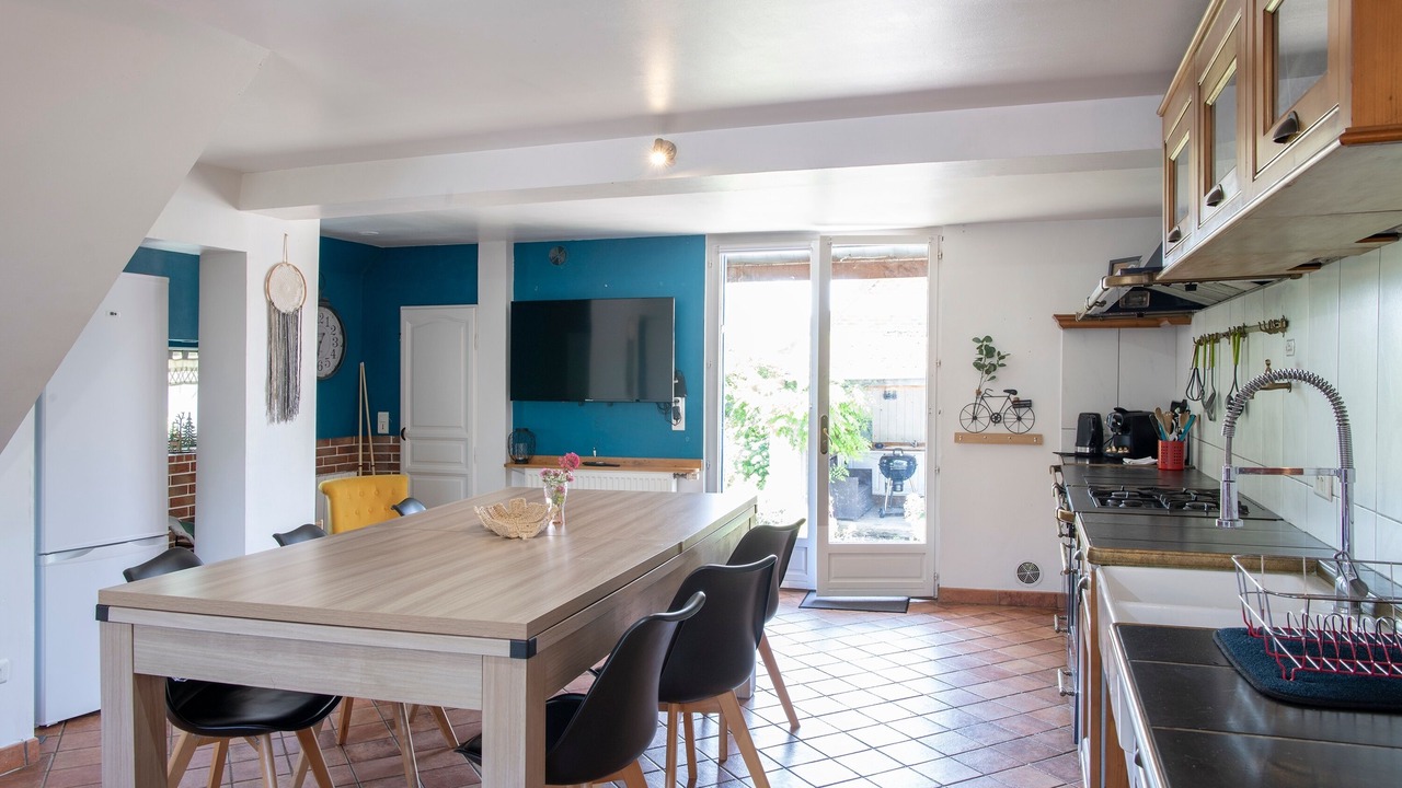 Photo of Kitchen in Cottenchy