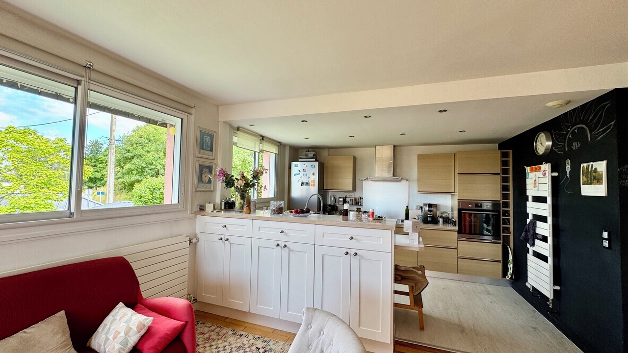 Photo of Kitchen in Quartier Grieu-Vallon Suisse-Saint-Hilaire