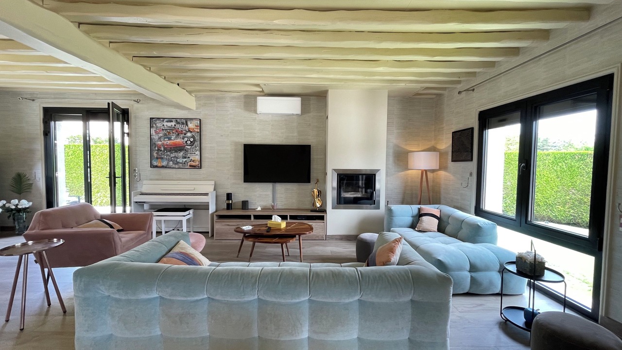 Photo of Livingroom in Les Alluets-le-Roi