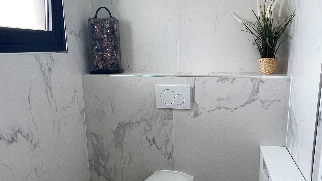 Photo of Bathroom in Les Alluets-le-Roi