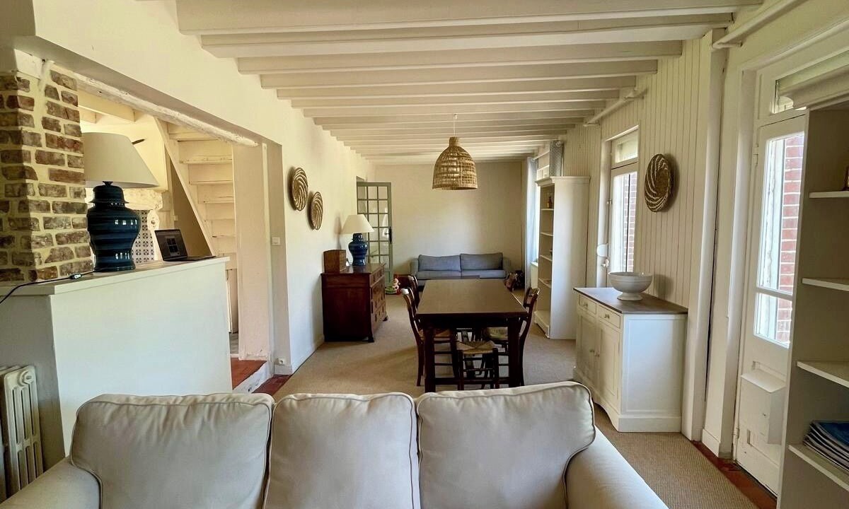 Photo of Livingroom in Saint-Martin-aux-Buneaux