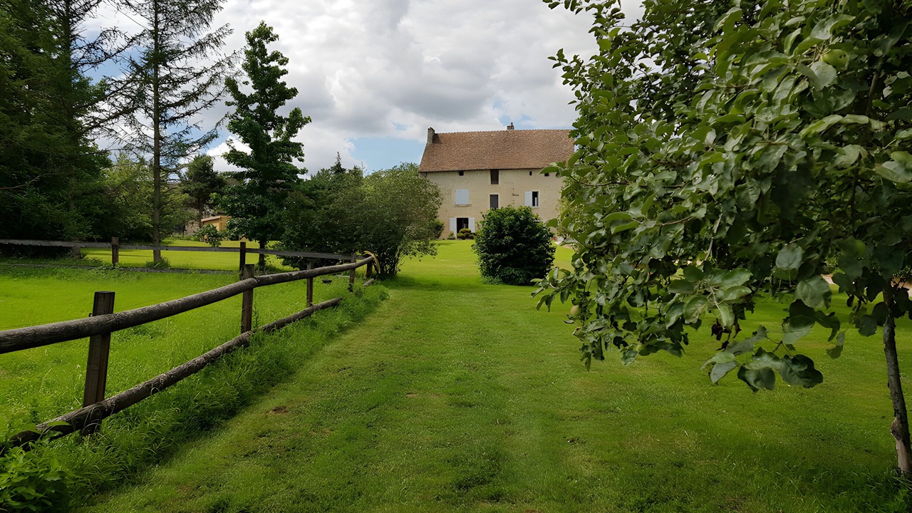 Photo of Outdoor in Beaumont-sur-Grosne